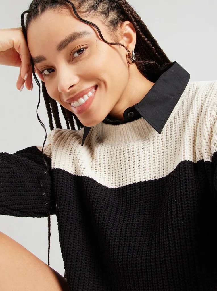 Agate Block O-Neck Pullover by Vero Moda