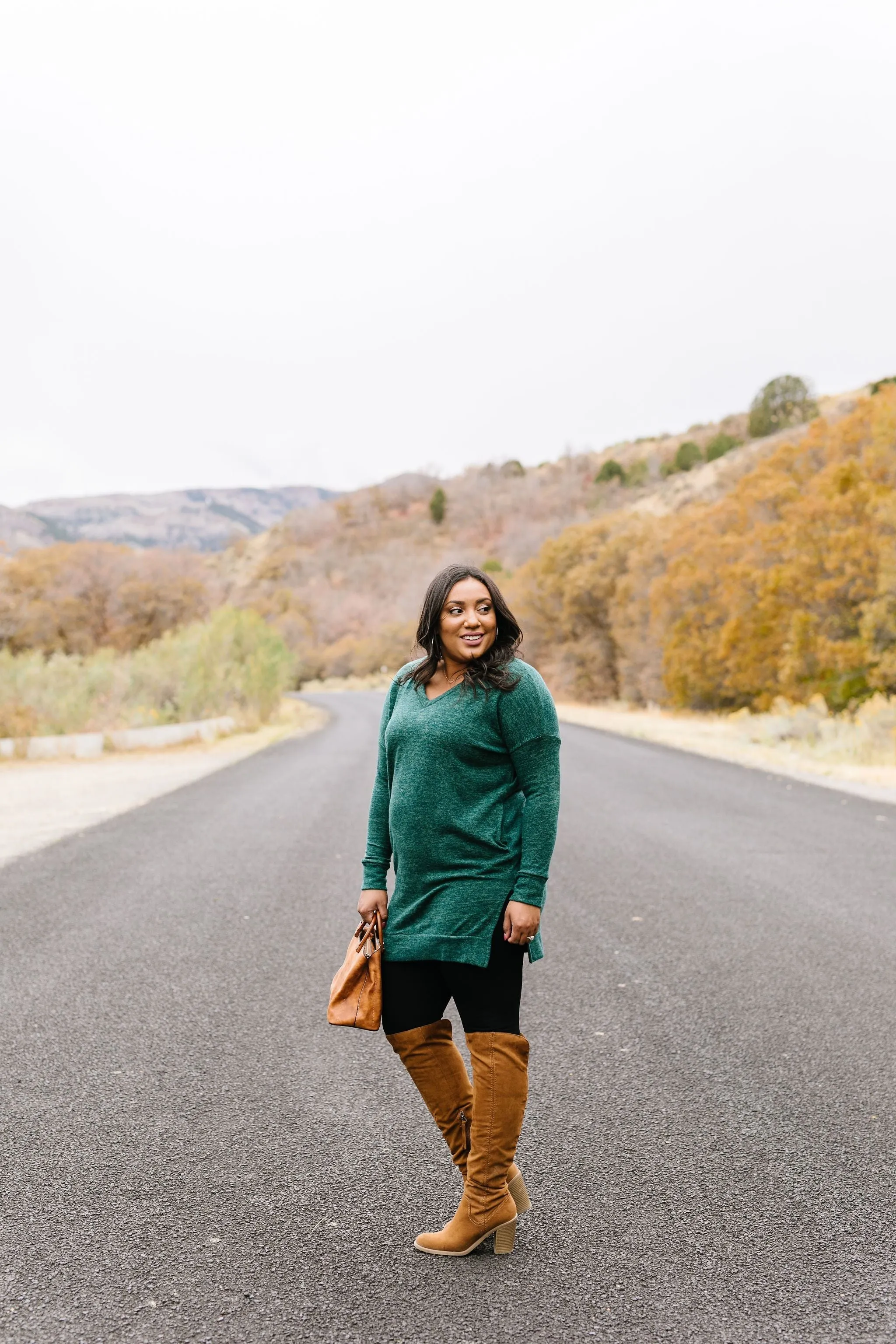 Brushed Melange V-Neck Sweater In Hunter Green