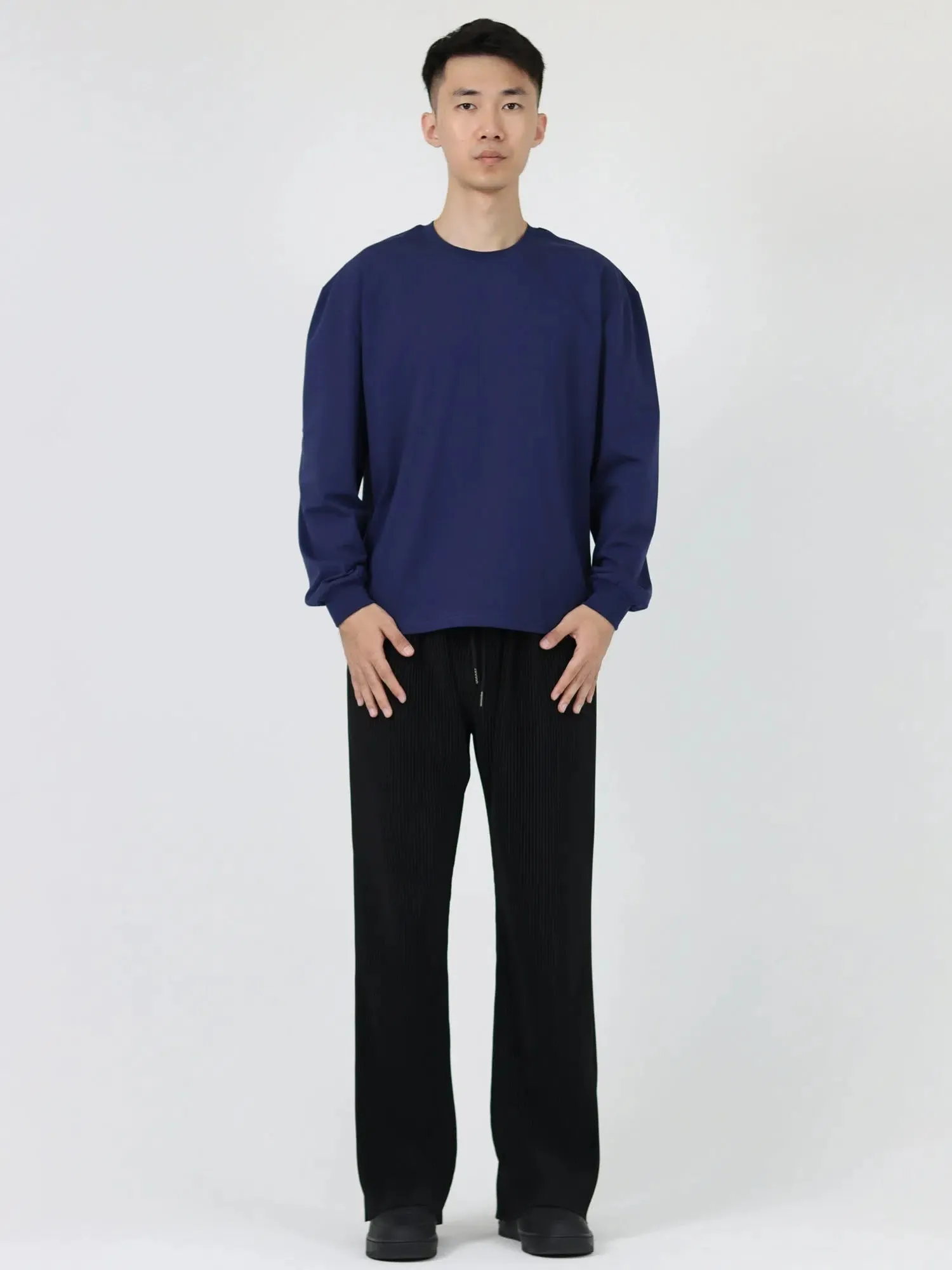 Classic-fit Long-sleeve Pullover