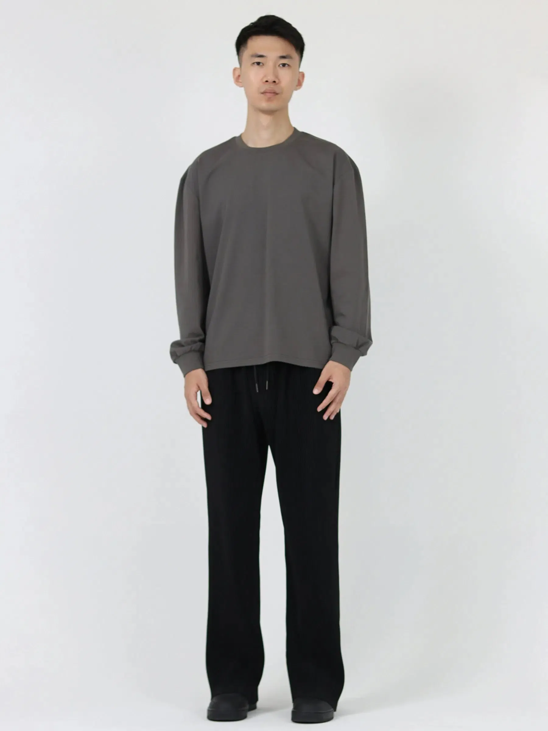 Classic-fit Long-sleeve Pullover