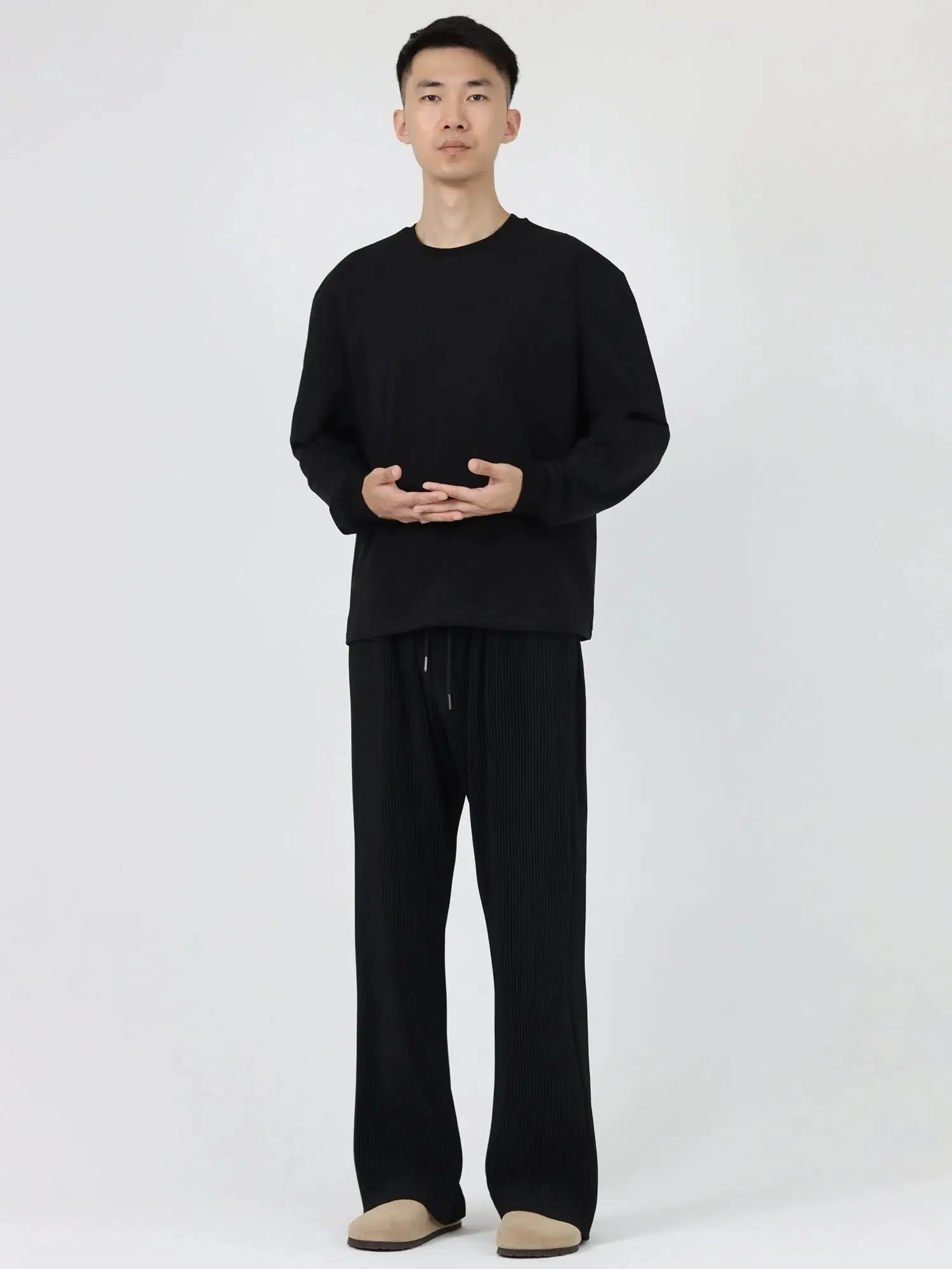 Classic-fit Long-sleeve Pullover