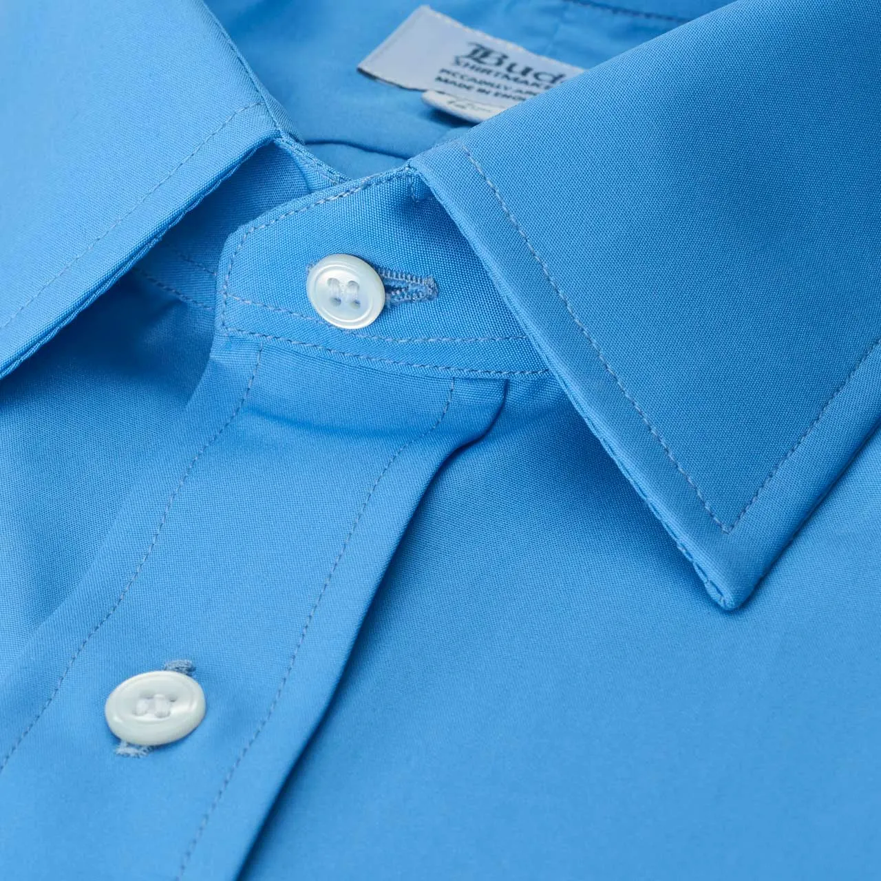 Classic Fit Swiss Poplin Double Cuff Shirt in Saxe Blue