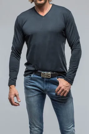 Del Mar LS V-Neck in Navy