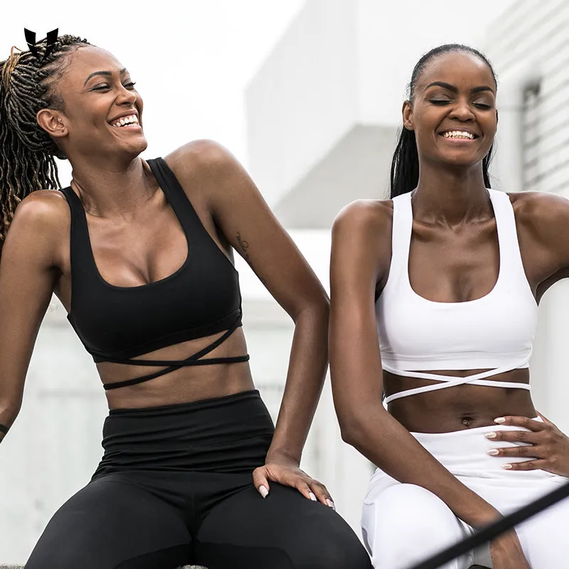 ELITE ABS BREATHABLE SPORTS BRA TOP WITH STRAP DETAIL