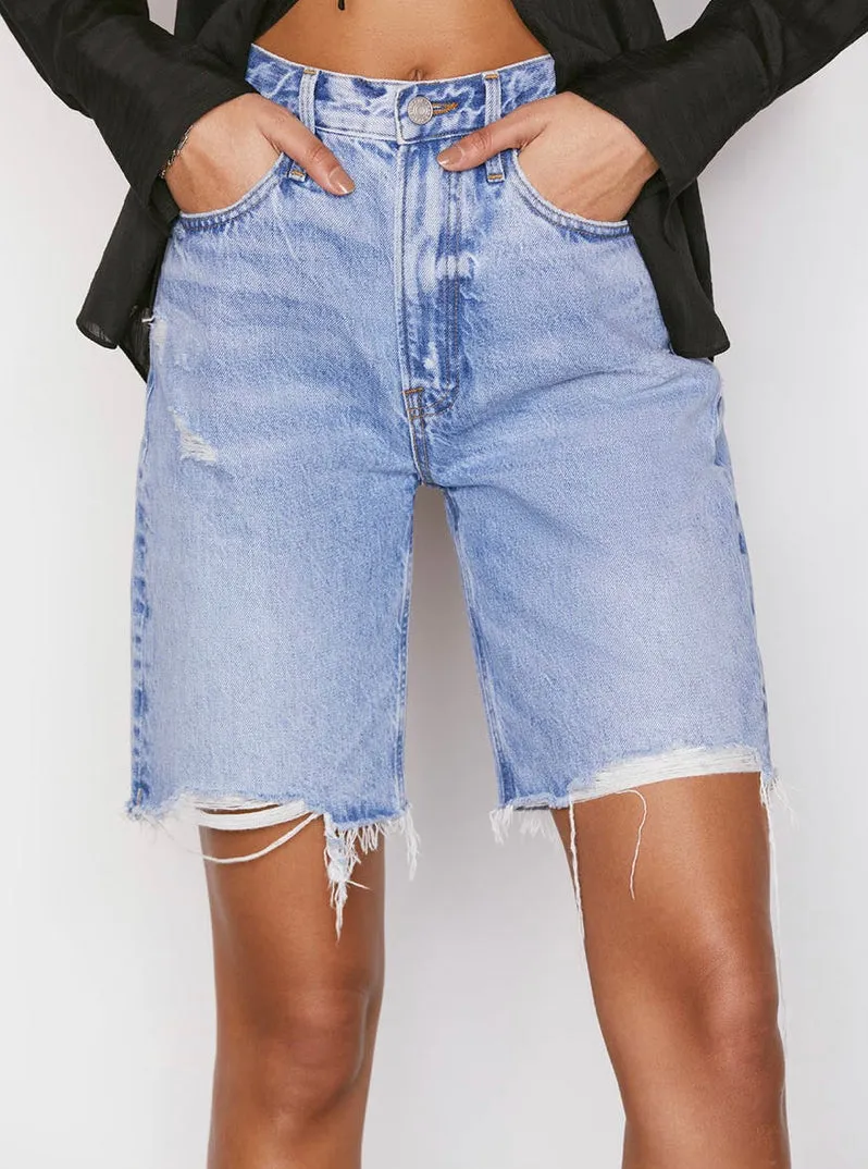 FRAME high rise bermuda short in Baines Rips