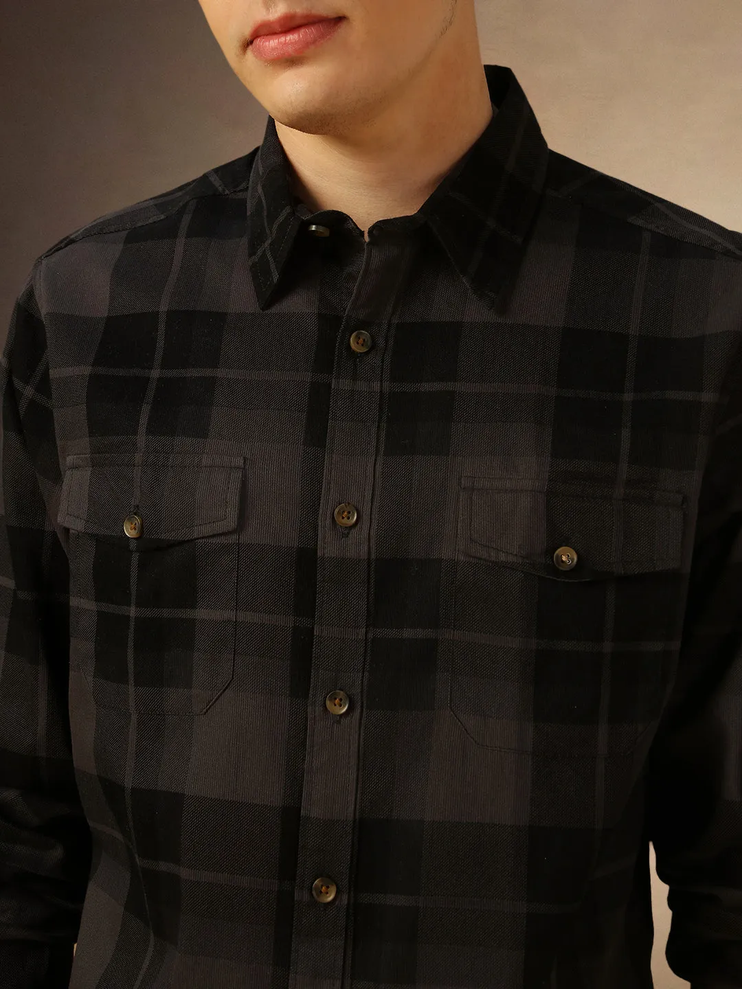 Men's Grey Checks Spread Collar Full Sleeves Shirt