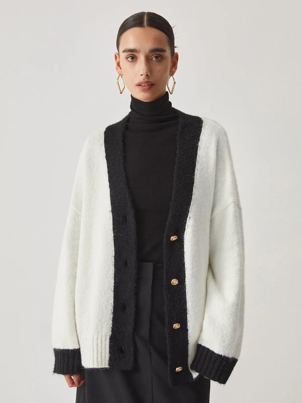 Oversized Contrast Graceful Trim Cardigan